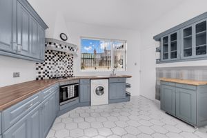 Photo 10- click for photo gallery